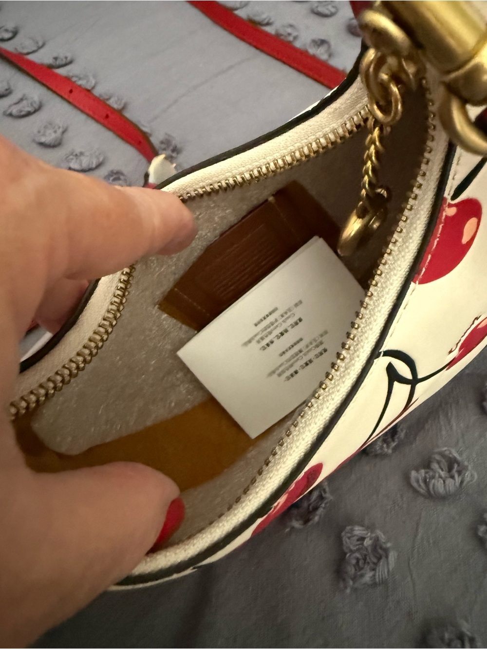 Coach Cherry-Print Jonie NWT - Picture 9 of 10
